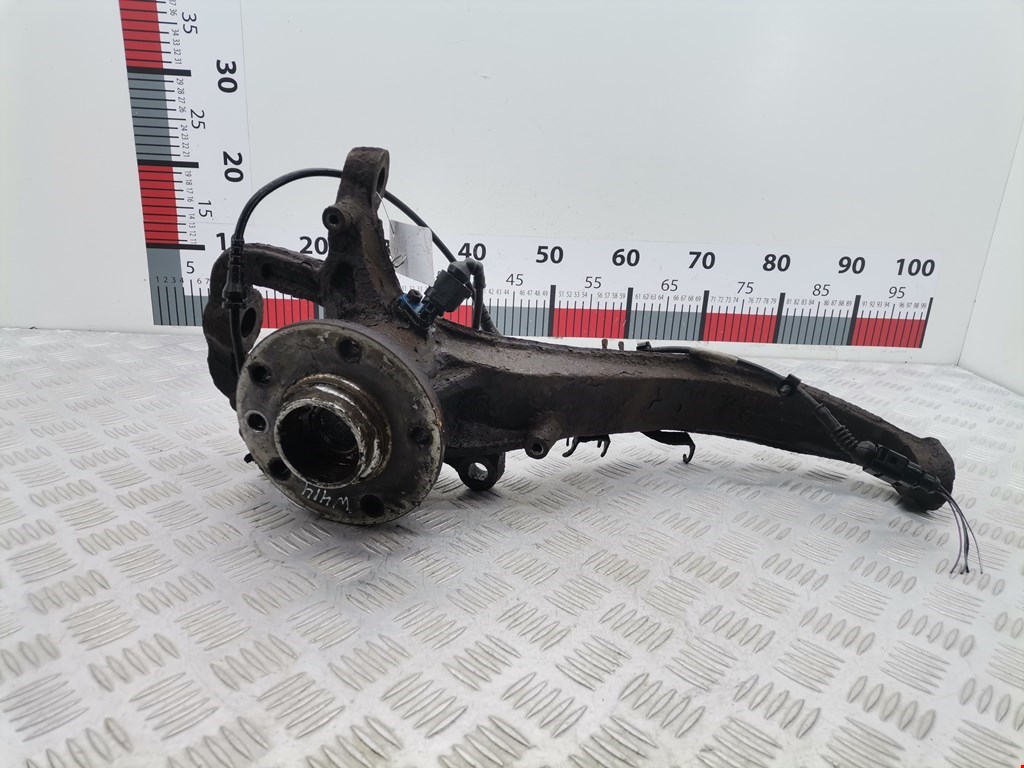 Ступица передняя правая VOLKSWAGEN Touareg 2002-2010