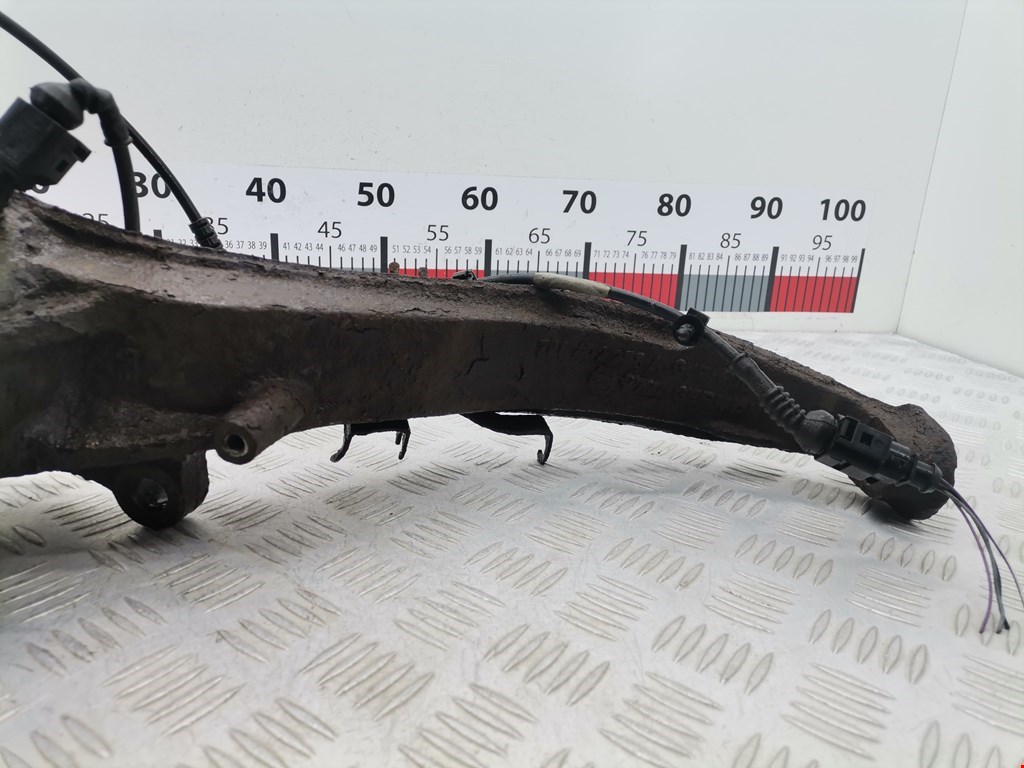 Ступица передняя правая VOLKSWAGEN Touareg 2002-2010