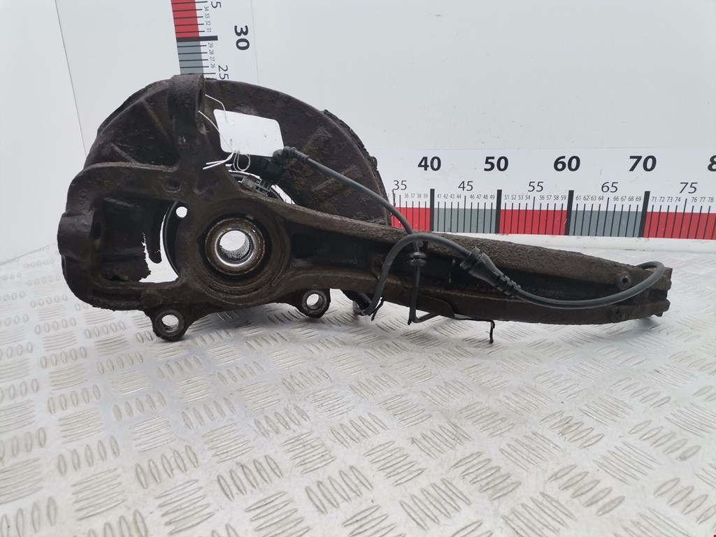 Ступица передняя левая VOLKSWAGEN Touareg 2002-2010