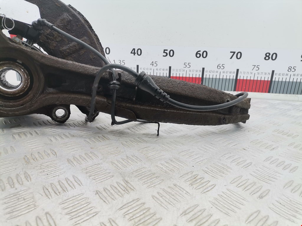 Ступица передняя левая VOLKSWAGEN Touareg 2002-2010