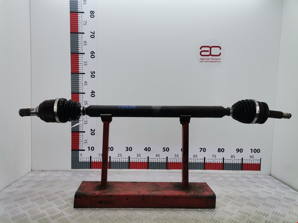 Полуось (привод, приводной вал) передняя правая KIA Cee'd II 2012-2018