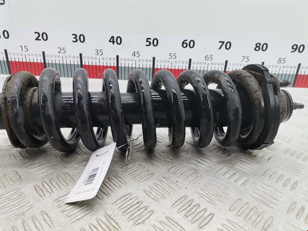 Амортизатор передний левый TOYOTA Land Cruiser Prado 120 2002-2009