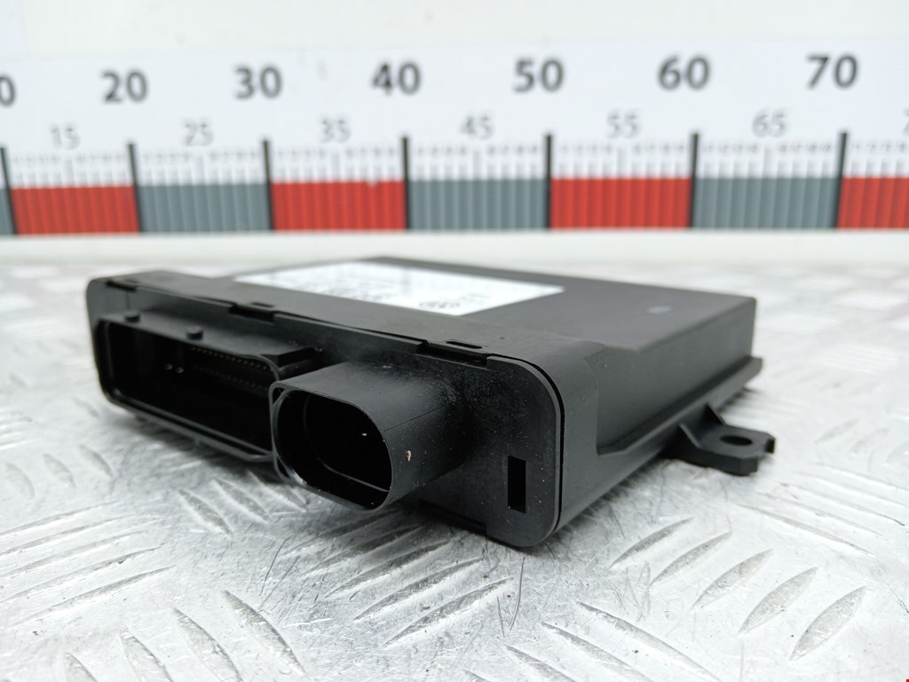 Блок управления центральным замком VOLKSWAGEN Touareg 2002-2010