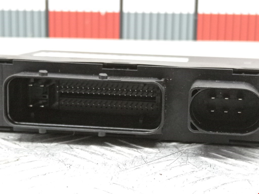 Блок управления центральным замком VOLKSWAGEN Touareg 2002-2010