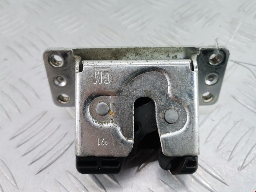 Замок багажника (крышки двери) OPEL Meriva A 2003-2010