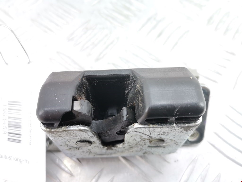 Замок багажника (крышки двери) OPEL Meriva A 2003-2010