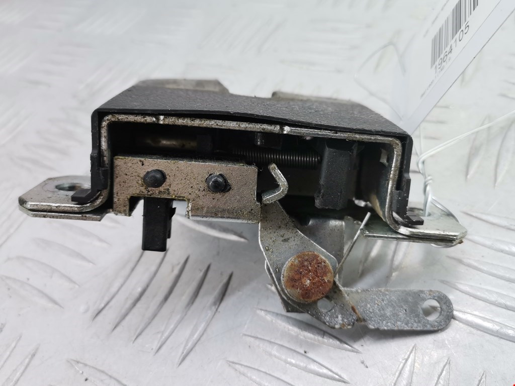 Замок багажника (крышки двери) SEAT Leon 1999-2005