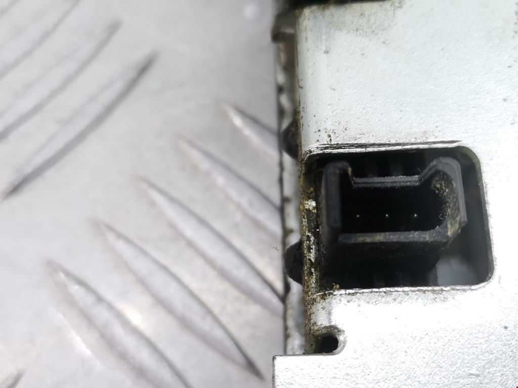 Замок багажника (крышки двери) SEAT Leon 1999-2005