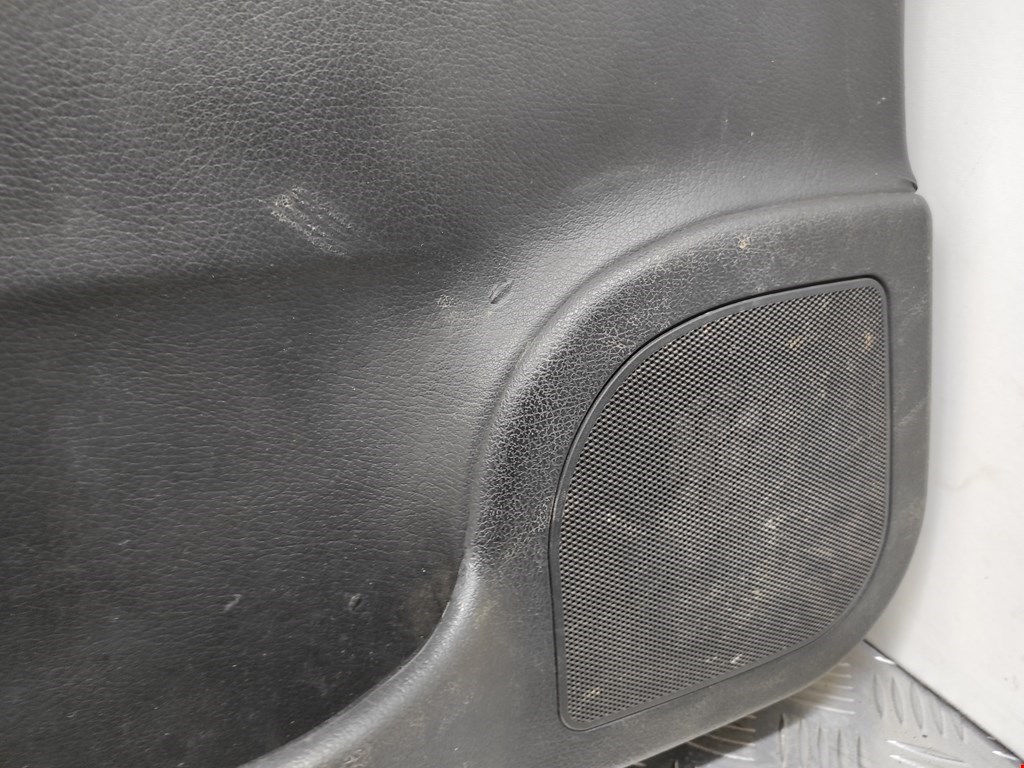 Обшивка двери задняя левая OPEL Zafira A 1999-2005