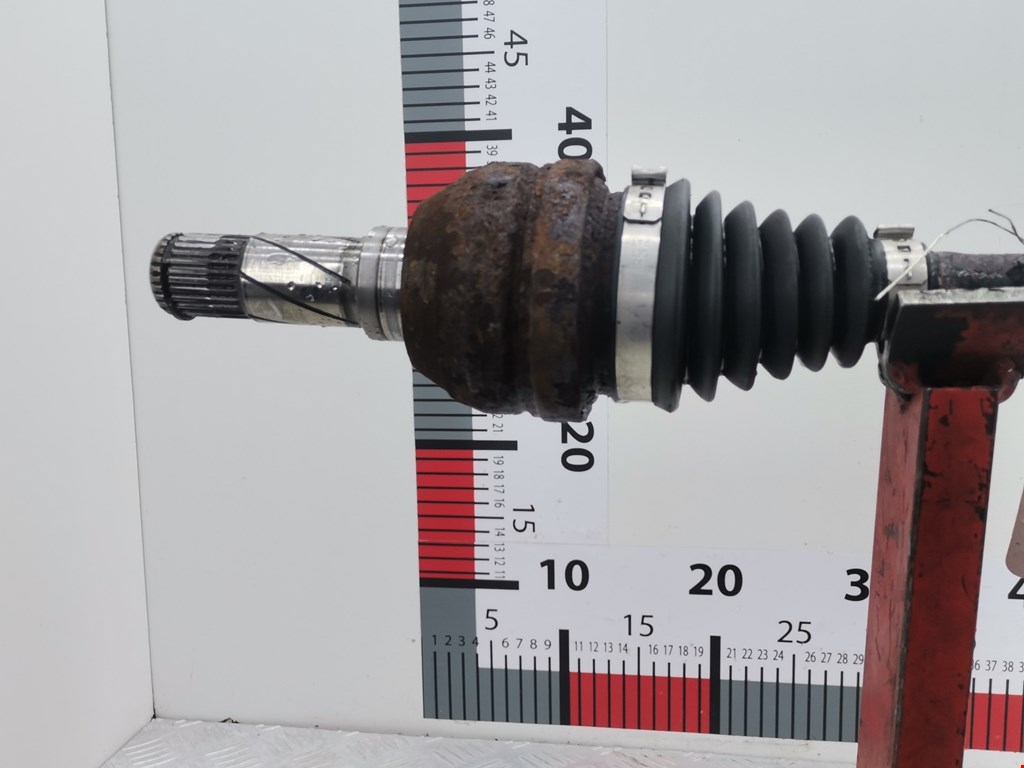 Полуось (привод, приводной вал) задняя правая VOLVO XC90 2002-2014