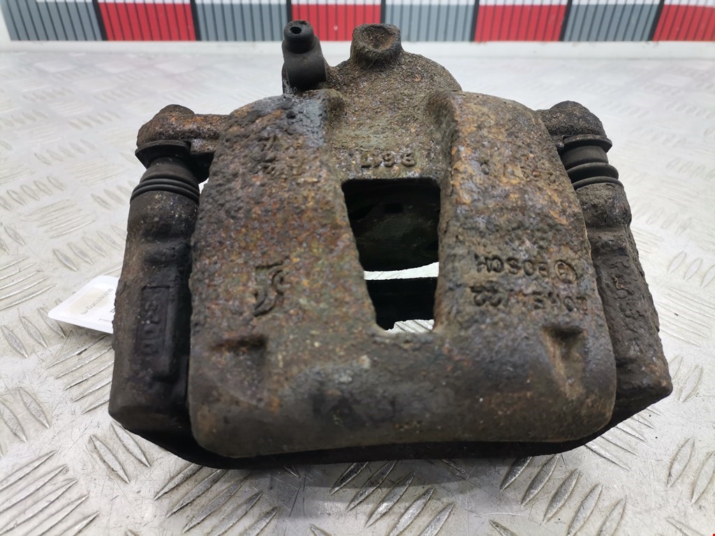 Суппорт передний правый OPEL Corsa D 2006-2014