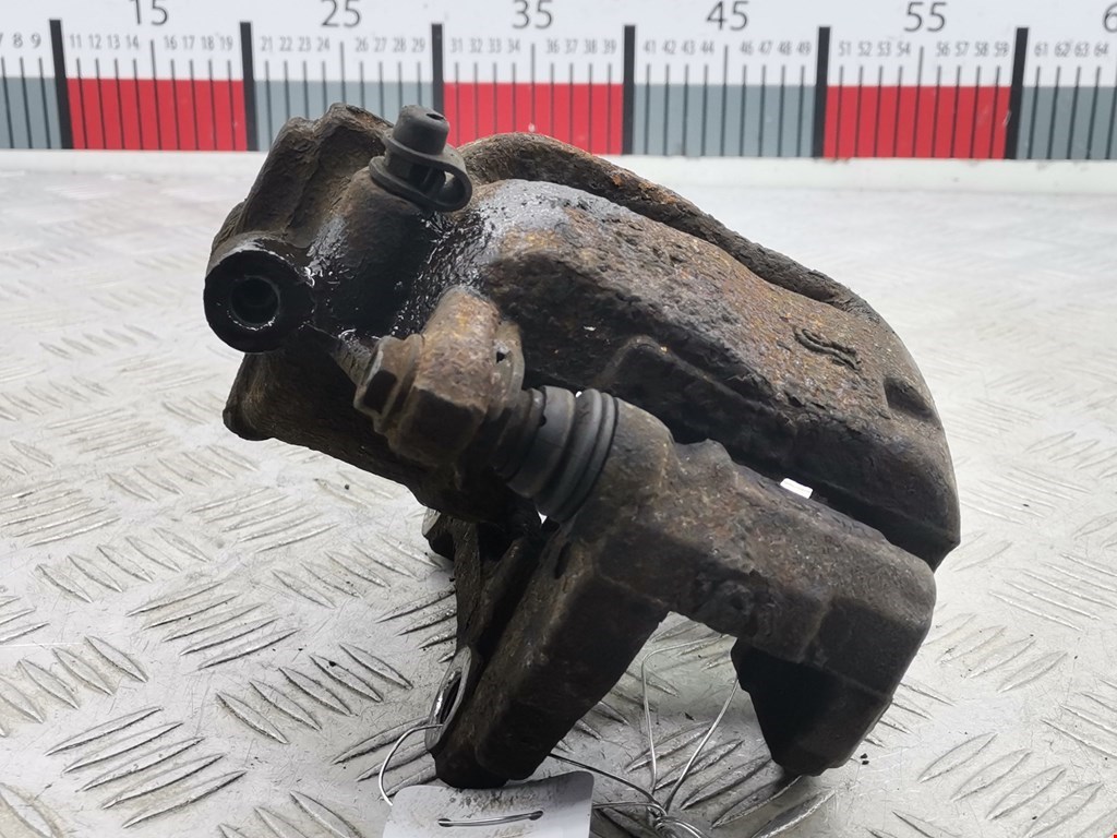 Суппорт передний правый OPEL Corsa D 2006-2014