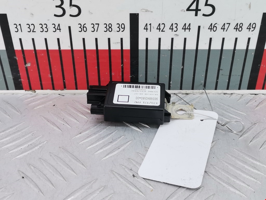 Усилитель антенны PEUGEOT 308 2007-2015