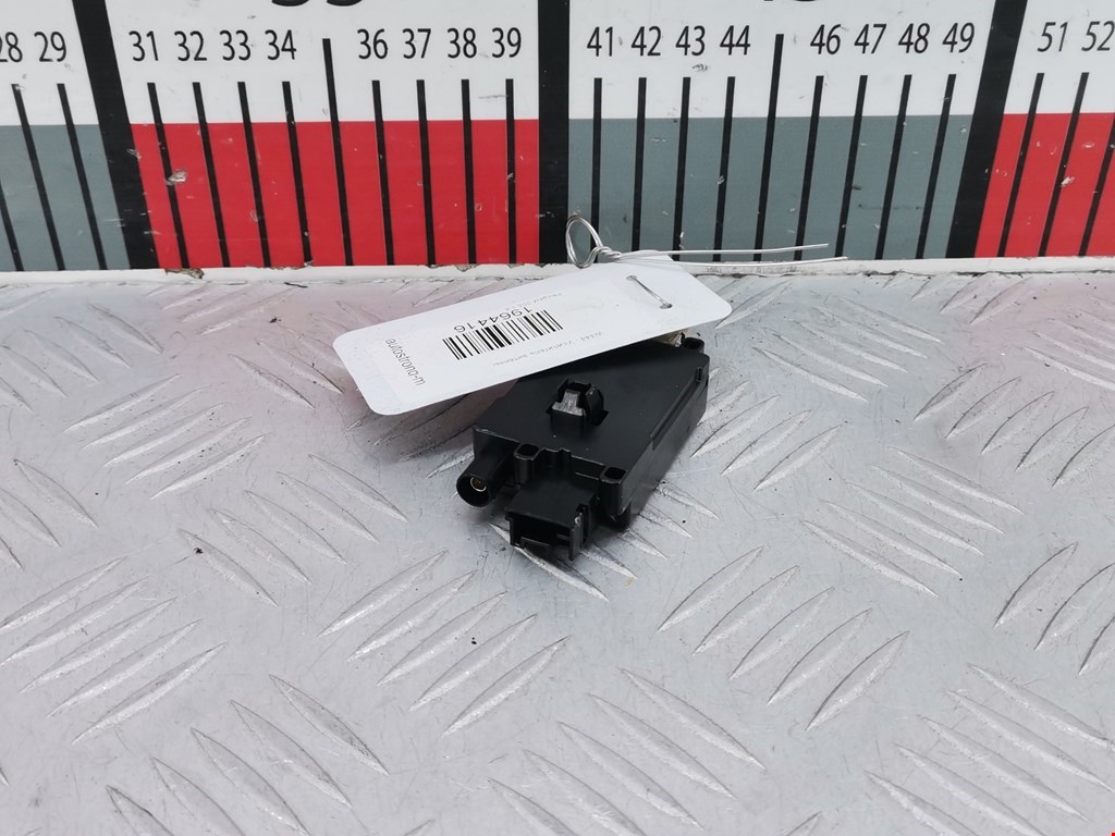 Усилитель антенны PEUGEOT 308 2007-2015