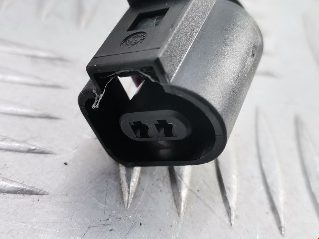 Ручка двери багажника наружная VOLKSWAGEN Golf IV 1997-2003