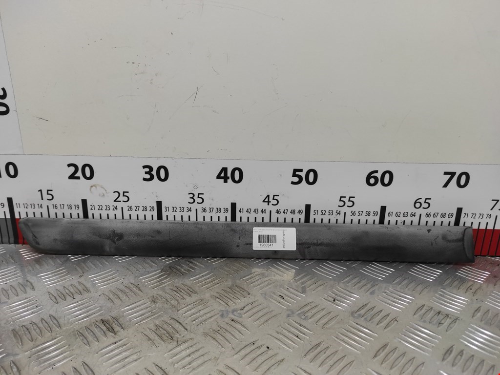 Накладка декоративная (молдинг) двери задней правой Mercedes A-Class (W168) (1997-2004)