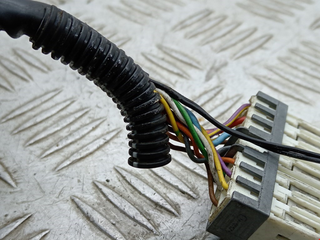 Зеркало правое PEUGEOT 406 1995-1999