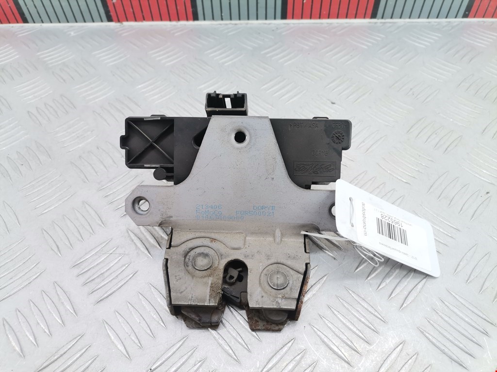 Замок багажника (крышки двери) LAND ROVER Range Rover Sport 2005-2013