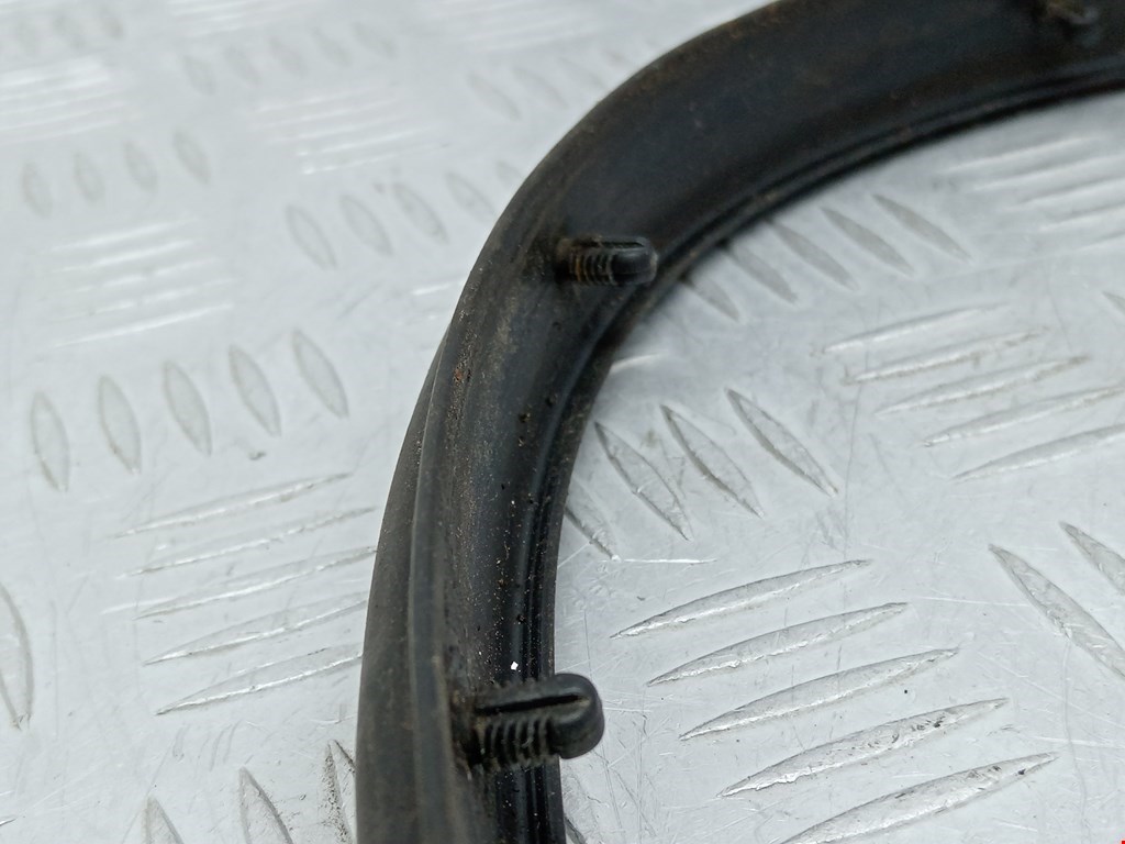 Уплотнитель (наружный) KIA Magentis 2000-2006