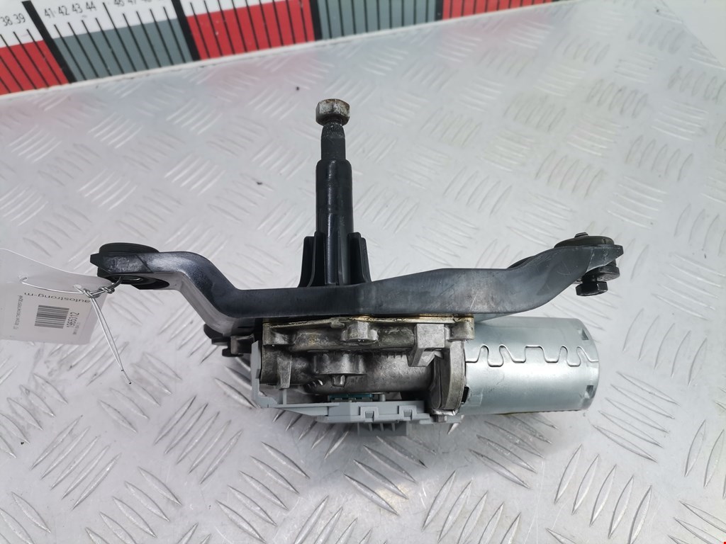 Моторчик стеклоочистителя задний BMW X1 E84 2009-2015