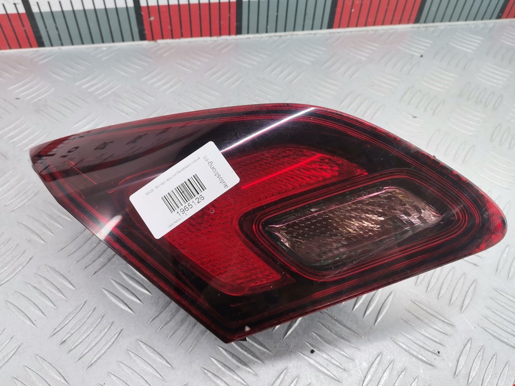 Фонарь задний внутренний левый OPEL Astra J 2009-2017