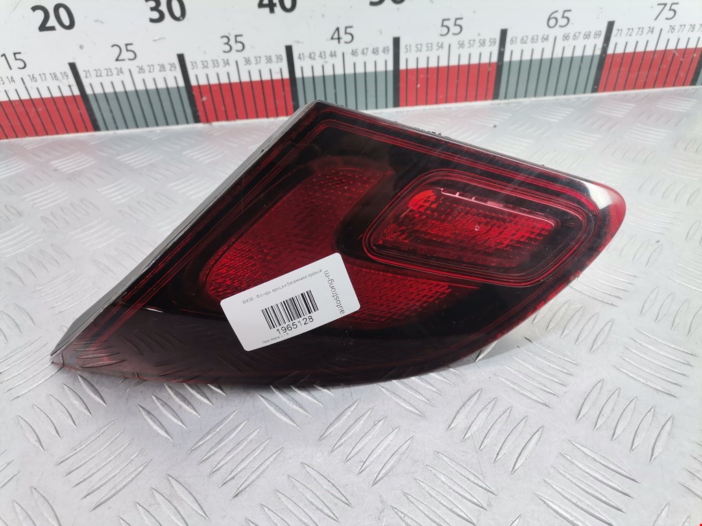 Фонарь задний внутренний правый OPEL Astra J 2009-2017