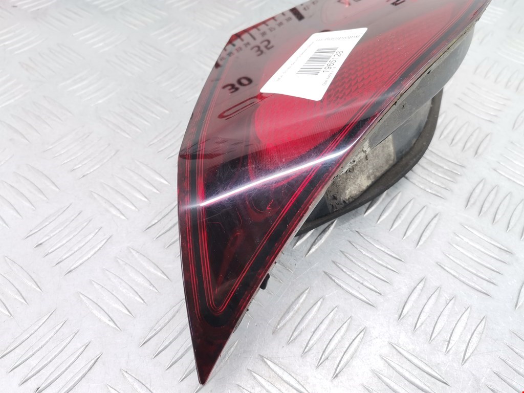 Фонарь задний внутренний правый OPEL Astra J 2009-2017