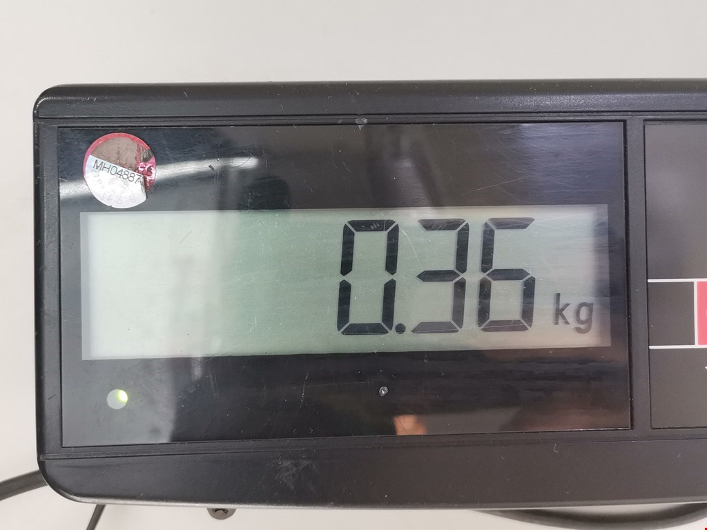 Фонарь задний внутренний правый OPEL Astra J 2009-2017