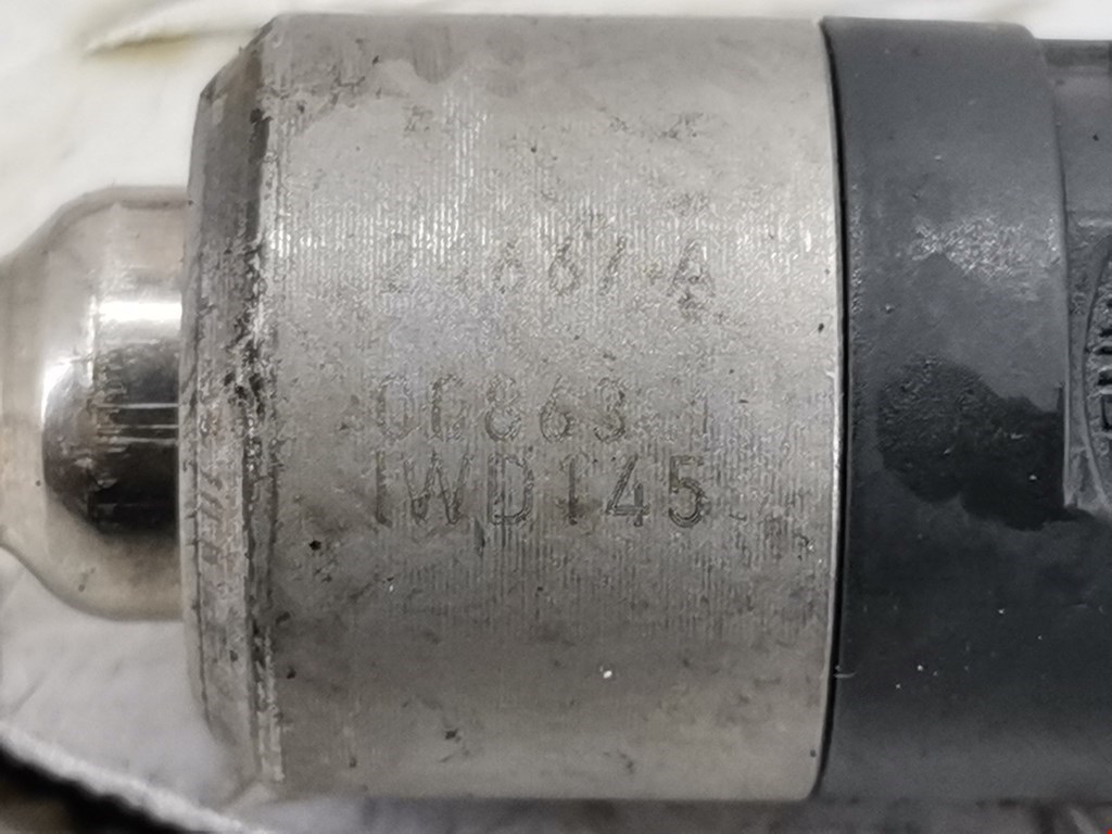 Форсунка дизельная электрическая VOLKSWAGEN Passat B6 2005-2011