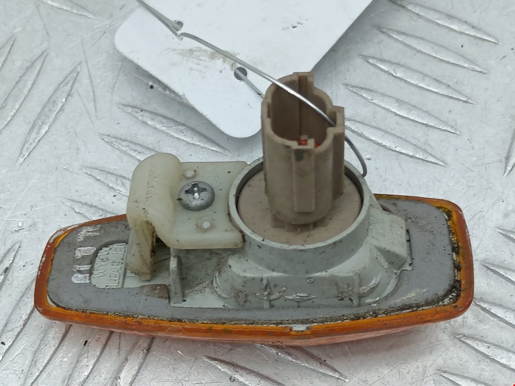 Повторитель на крыло KIA Magentis 2000-2006