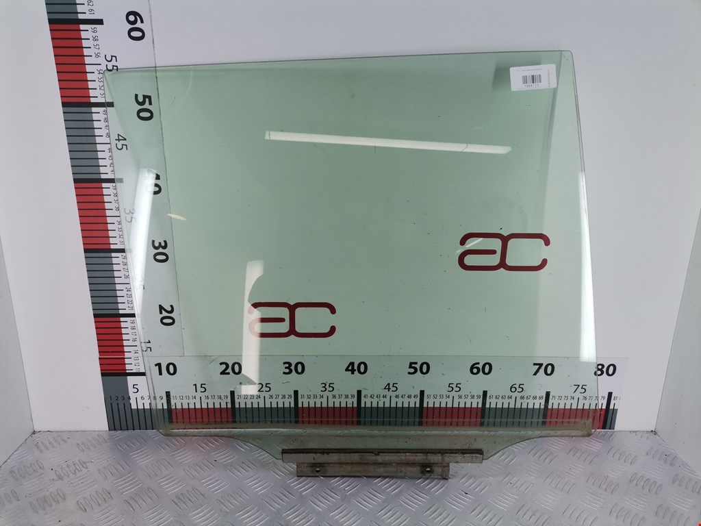 Стекло двери заднее правое TOYOTA Land Cruiser Prado 120 2002-2009