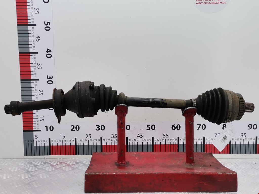 Полуось передняя правая (приводной вал шрус) Volkswagen Sharan 1 (1995-2010)