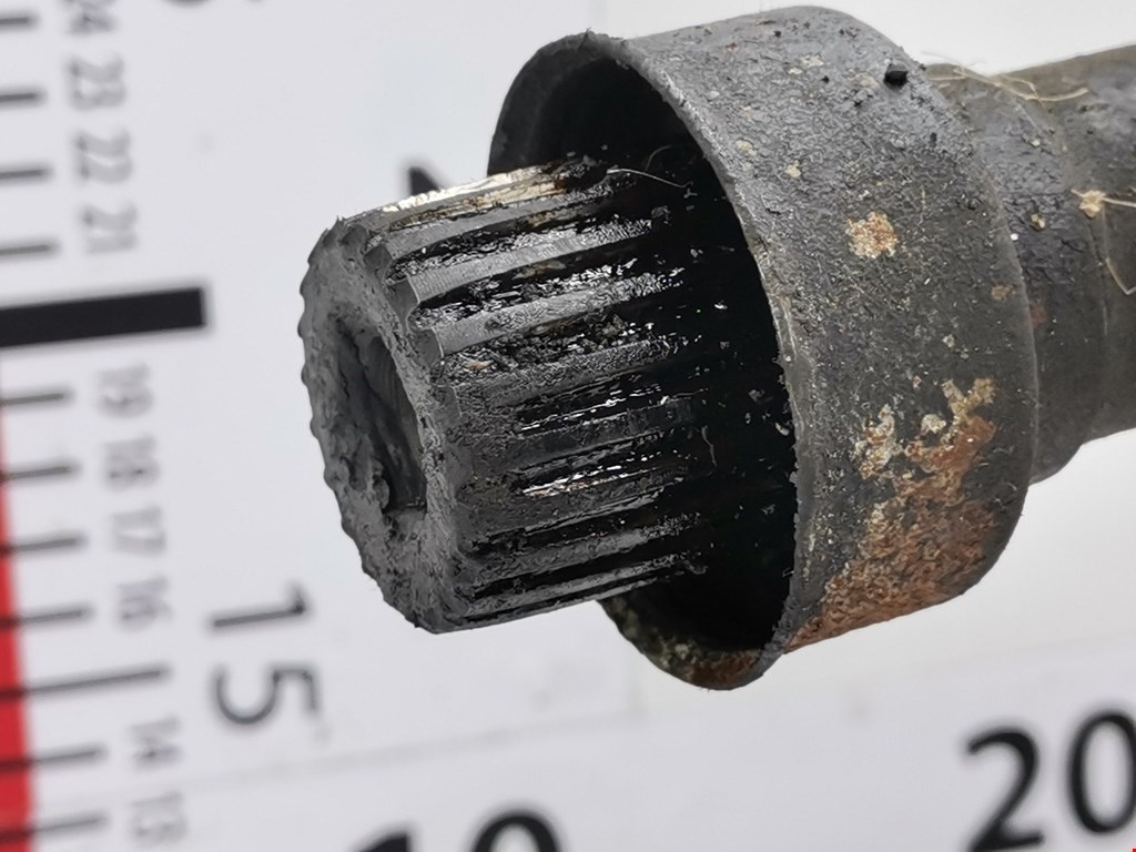 Полуось (привод, приводной вал) передняя правая VOLKSWAGEN Sharan 1995-2010