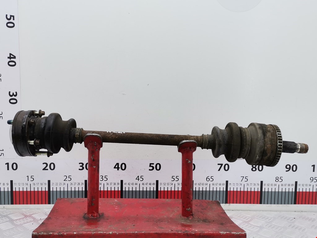 Полуось (привод, приводной вал) задняя левая MERCEDES-BENZ C-Class C-klasse W202 1993-2000