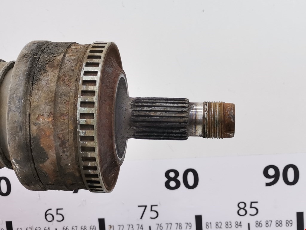 Полуось (привод, приводной вал) задняя левая MERCEDES-BENZ C-Class C-klasse W202 1993-2000