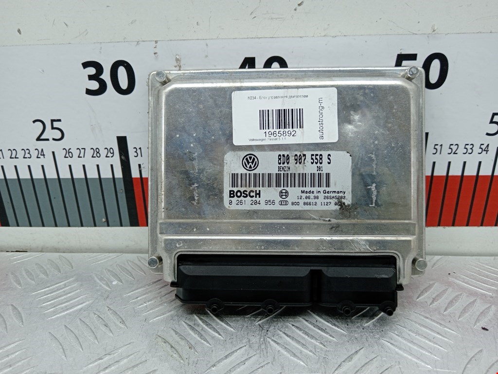 Блок управления двигателем Volkswagen Passat 5 (1996-2000)
