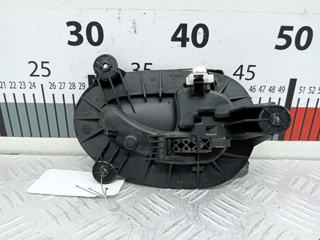 Ручка дверная передняя внутренняя левая PEUGEOT 406 1995-1999