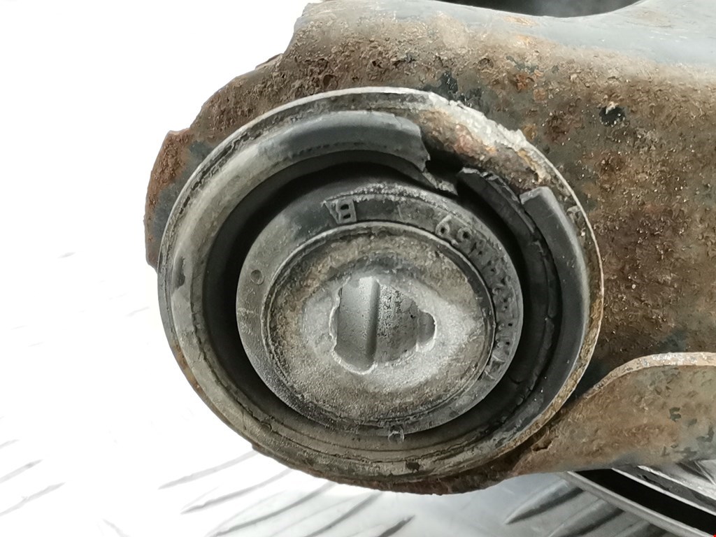 Рычаг передний левый RENAULT Kangoo 1997-2008