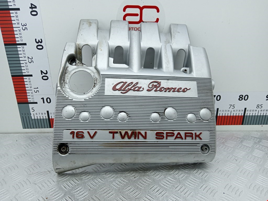 Накладка (крышка) двигателя декоративная Alfa Romeo 147 (937) (2000-2010)