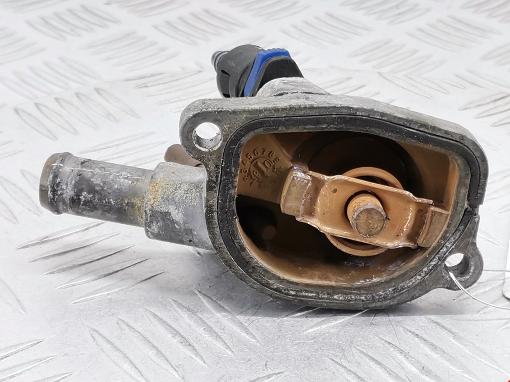 Корпус термостата FIAT Grande Punto 2005-2009