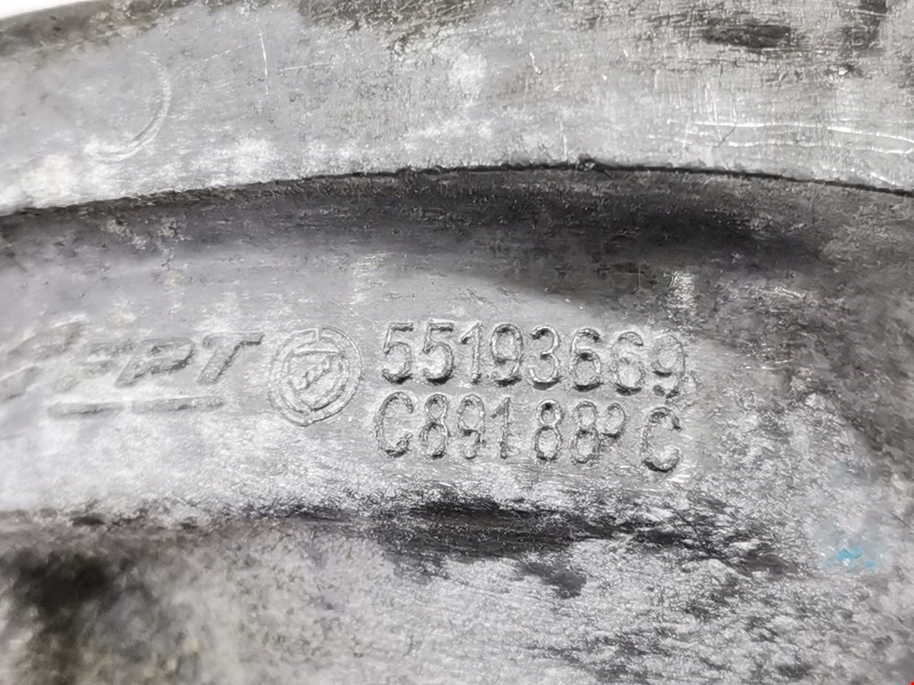 Корпус термостата FIAT Grande Punto 2005-2009