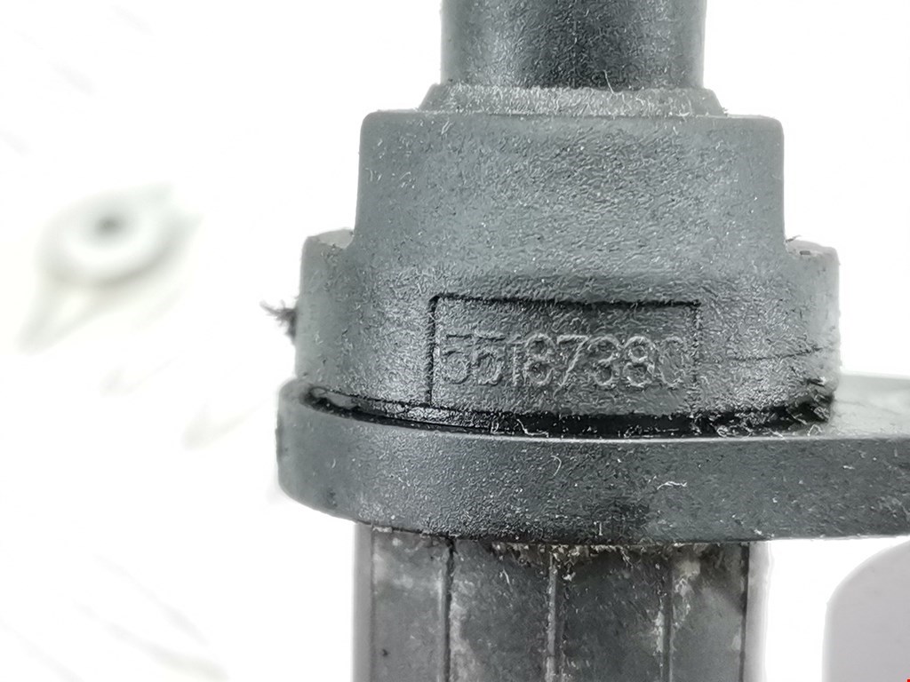 Датчик положения коленвала FIAT Grande Punto 2005-2009