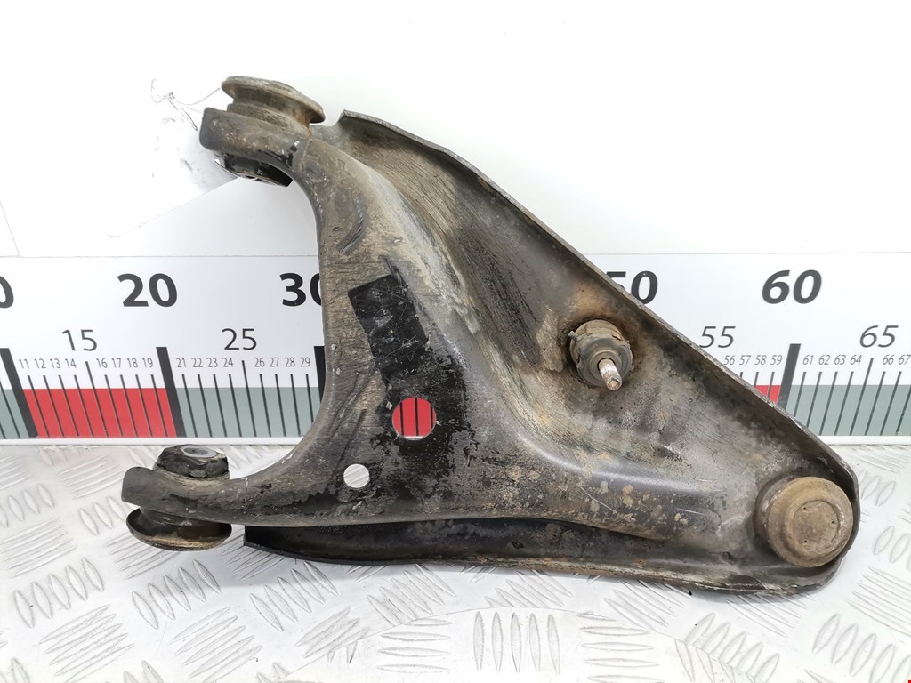 Рычаг передний правый RENAULT Sandero 2009-2014