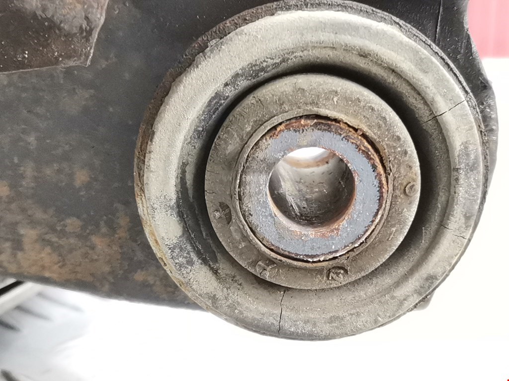 Рычаг передний правый RENAULT Sandero 2009-2014