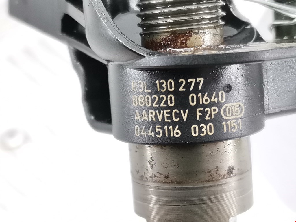 Форсунка дизельная электрическая VOLKSWAGEN Passat B6 2005-2011