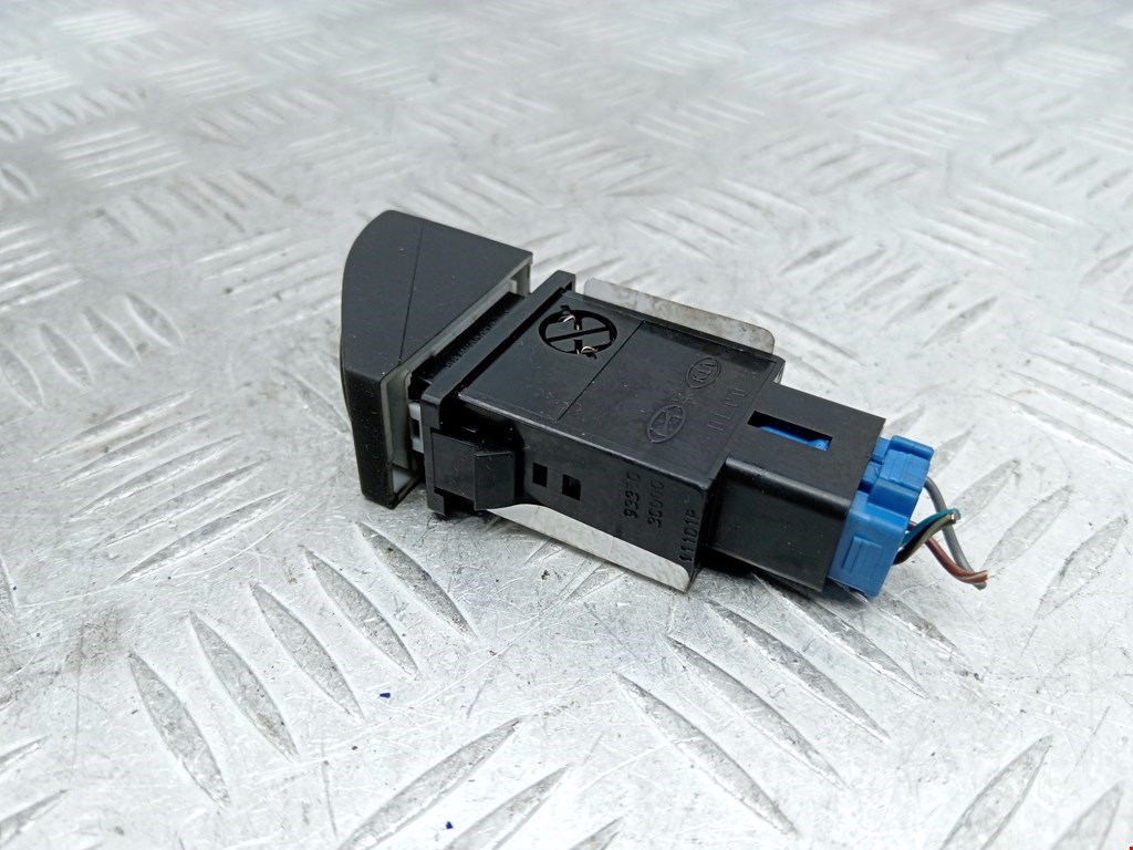 Кнопка антипробуксовочной системы KIA Magentis 2000-2006