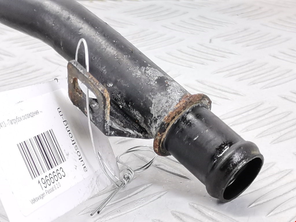 Патрубок VOLKSWAGEN Passat B6 2005-2011