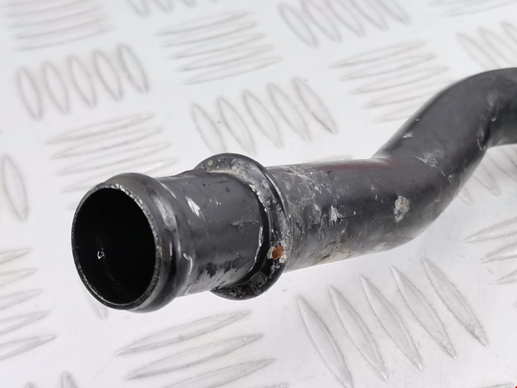 Патрубок VOLKSWAGEN Passat B6 2005-2011