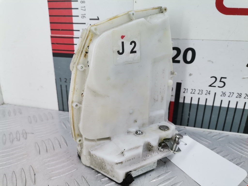 Замок двери задней правой SUZUKI Swift 2004-2010