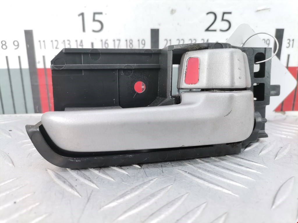 Ручка дверная задняя внутренняя правая SUZUKI Swift 2004-2010